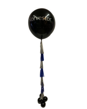 Svart Jumbo Ballong: Sølv & Blå Papir Tassels