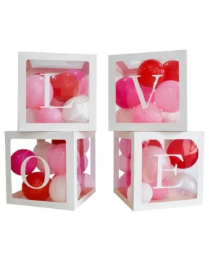 Bokstavbokser: "Love'' - Hvit