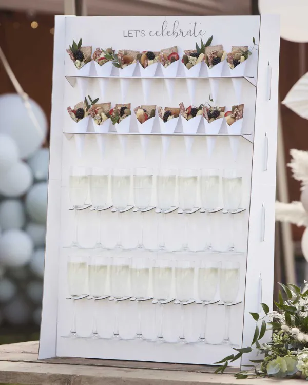 Stativ: "Let's celebrate" - Kanapé (16) og bobbler (16) - Hvit - 95cm H x 64cm B - Bilde 2